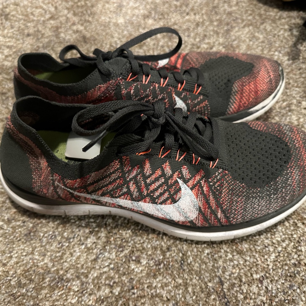 Nike women’s 10.5